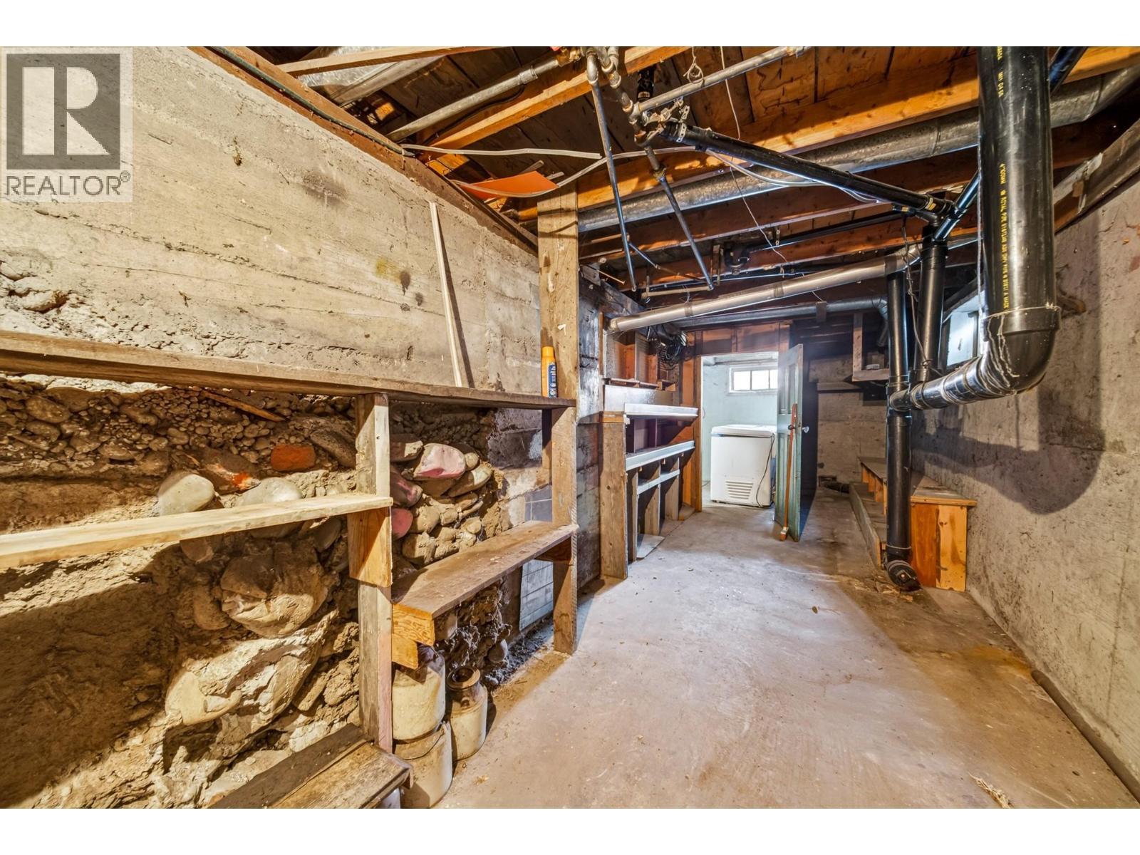1291 6Th Avenue, Fernie, BC