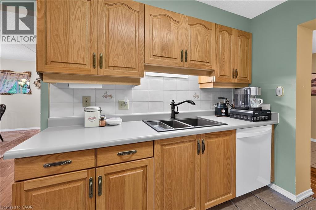 5 Mill Pond Court Unit# 202, Simcoe, ON