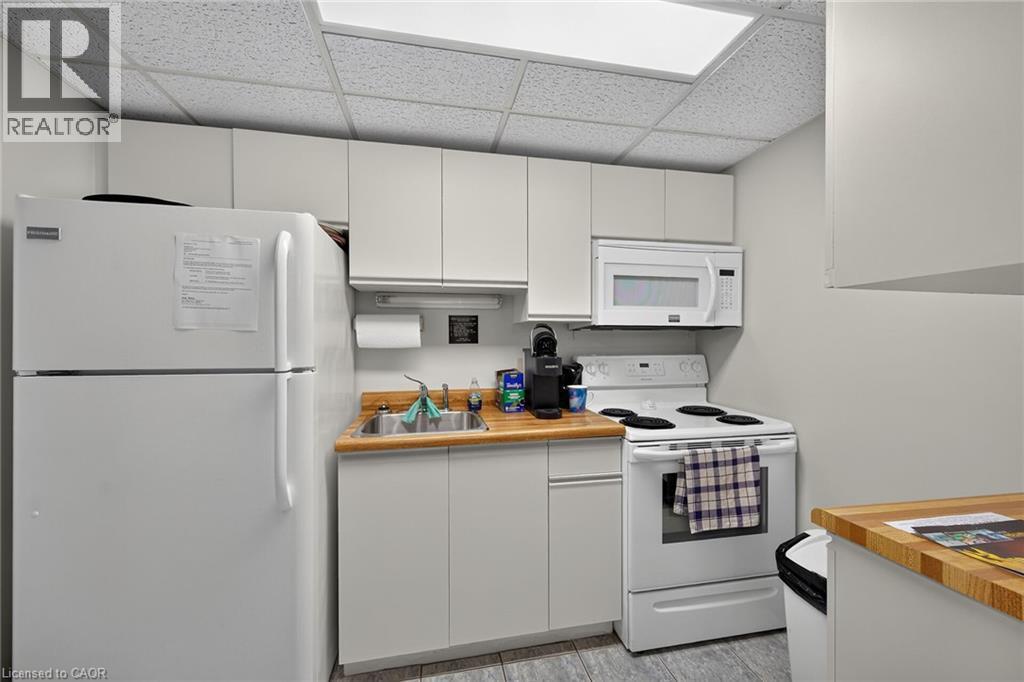 5 Mill Pond Court Unit# 202, Simcoe, ON