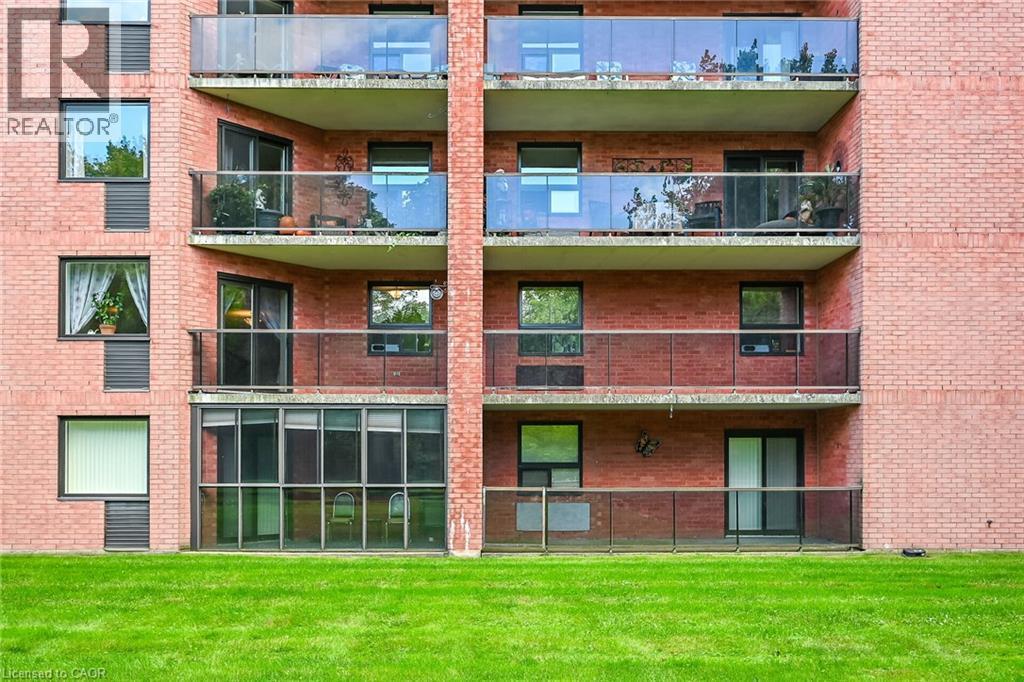 5 Mill Pond Court Unit# 202, Simcoe, ON