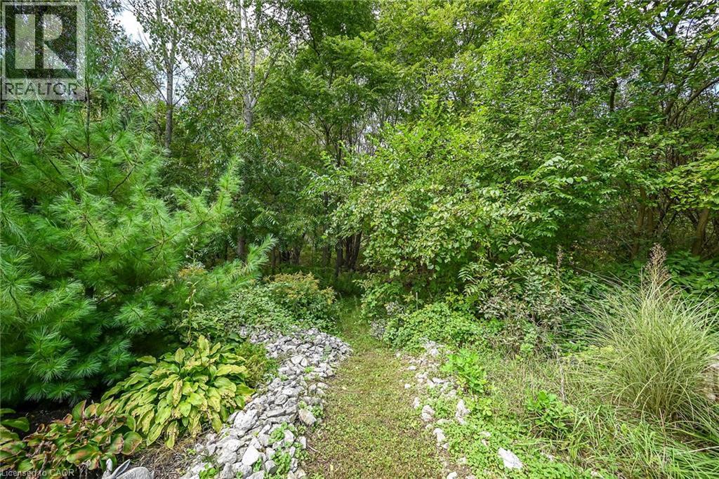 5 Mill Pond Court Unit# 202, Simcoe, ON