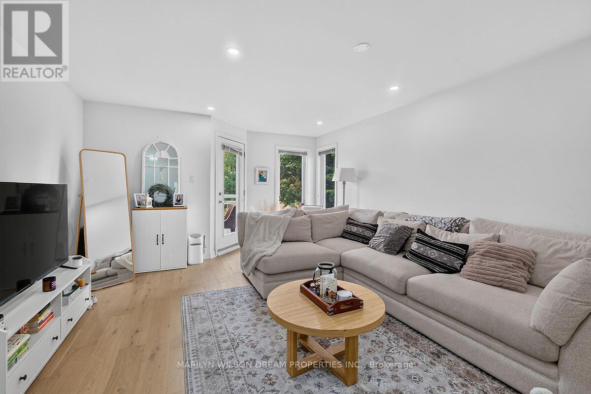 D - 4522 Innes Road, Ottawa, ON