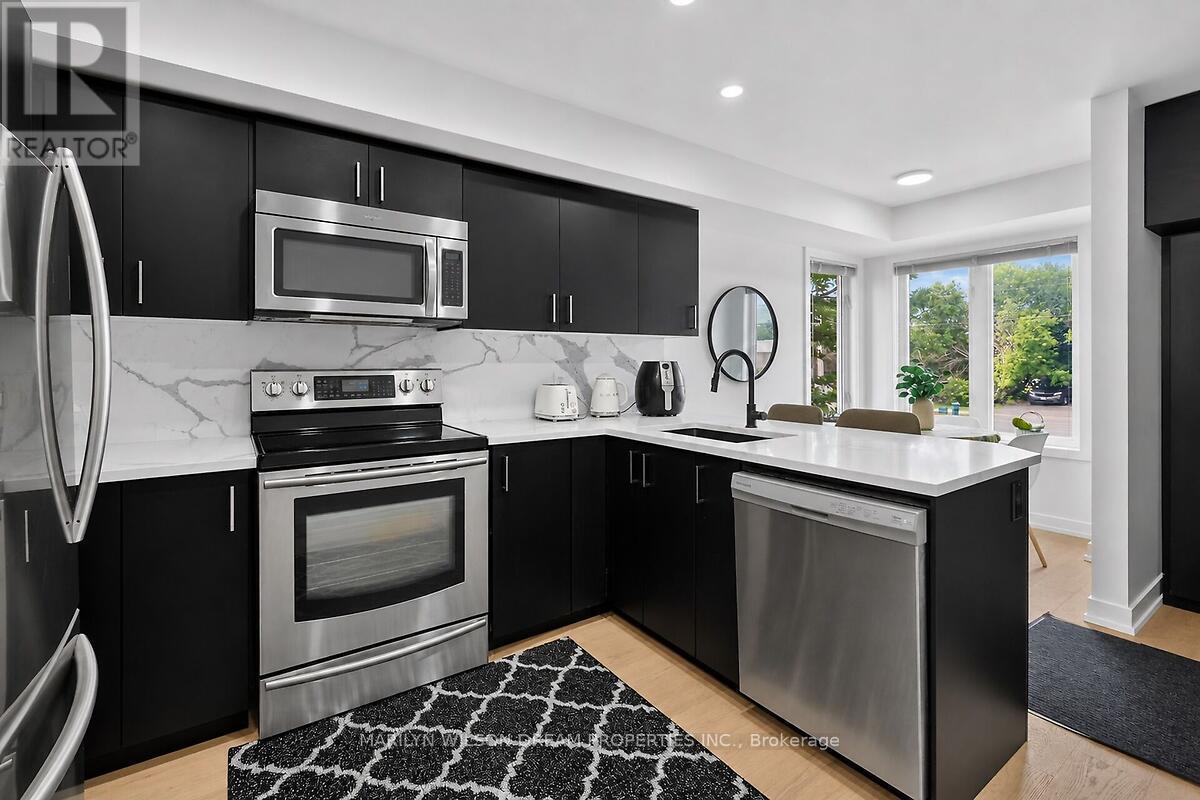 D - 4522 Innes Road, Ottawa, ON