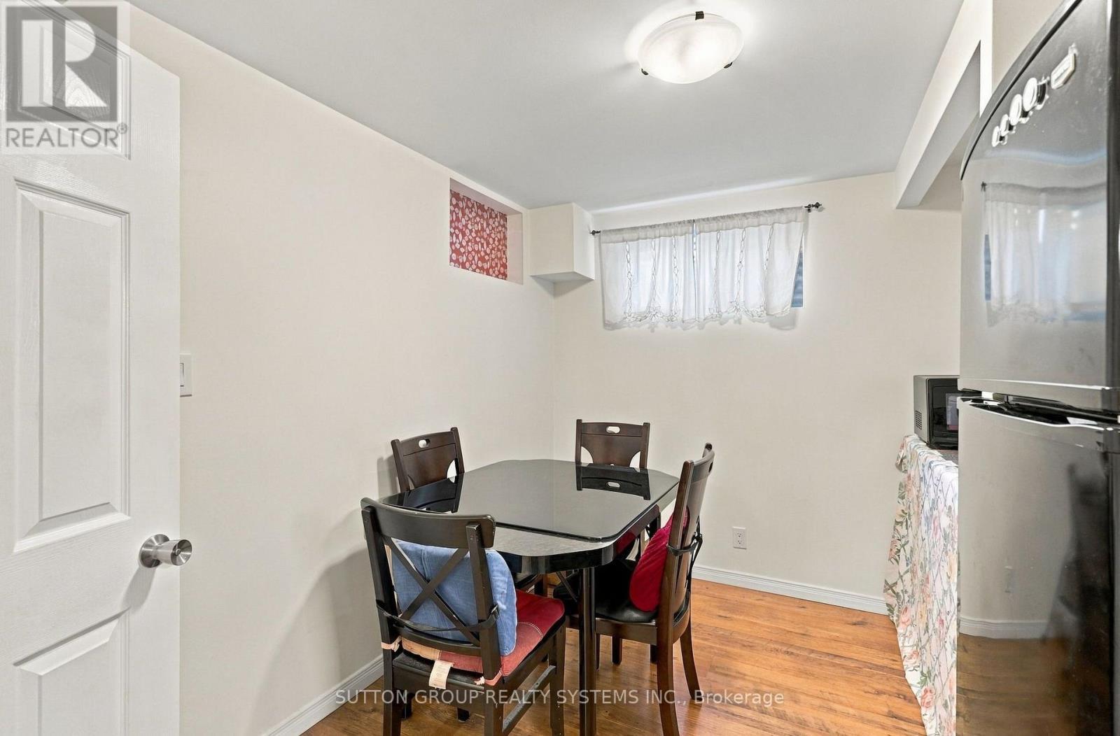 120 Tarragona Boulevard, Toronto, ON