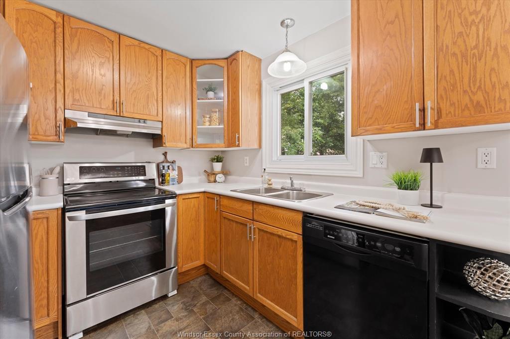 4050 Eden Drive, Windsor, ON