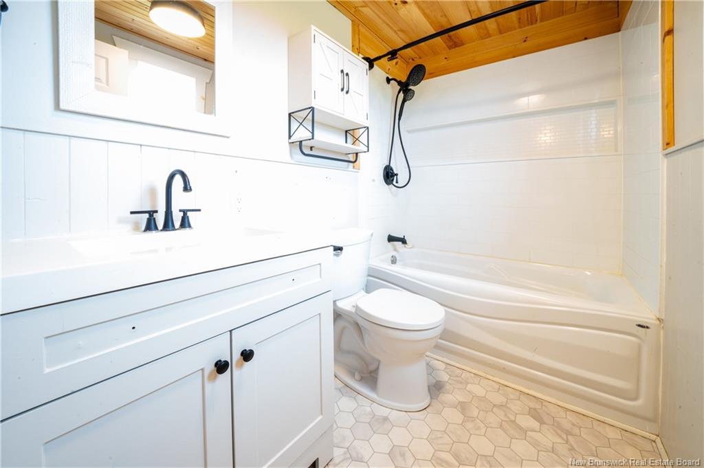 394 Collins Lake Rd, Shemogue, NB