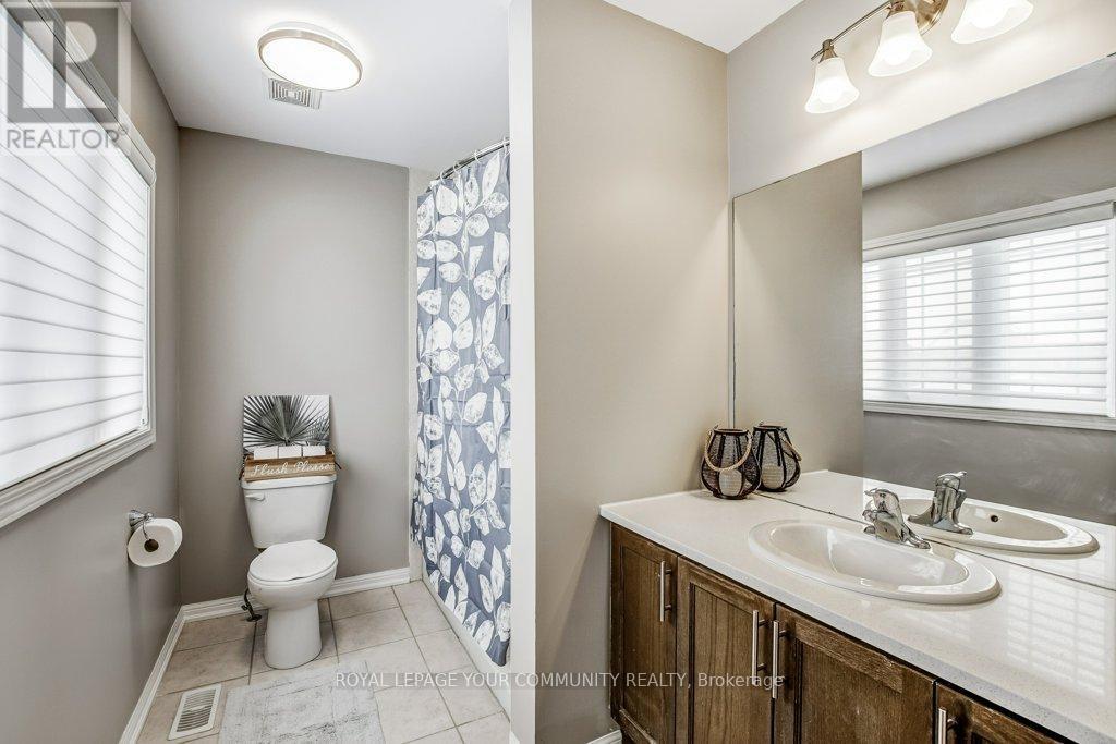 16 Don Hadden Crescent, Brock, ON