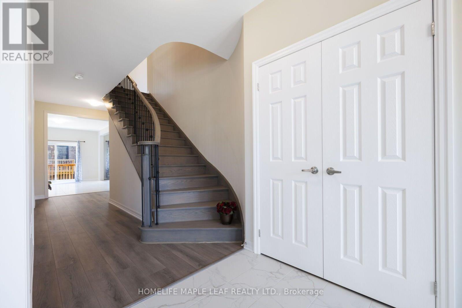 244 Warden Street, Clearview, ON