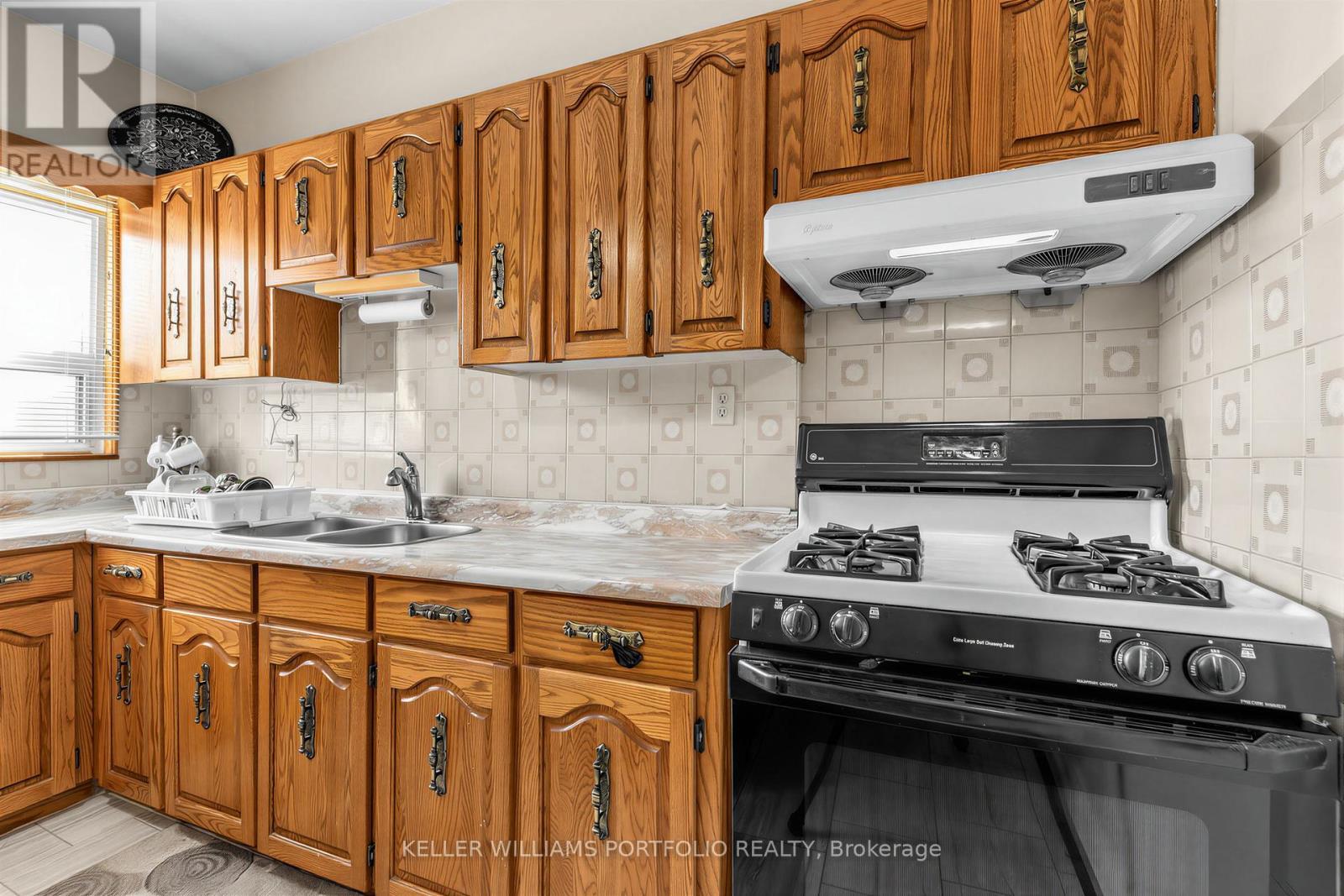 207 Symington Avenue, Toronto, ON