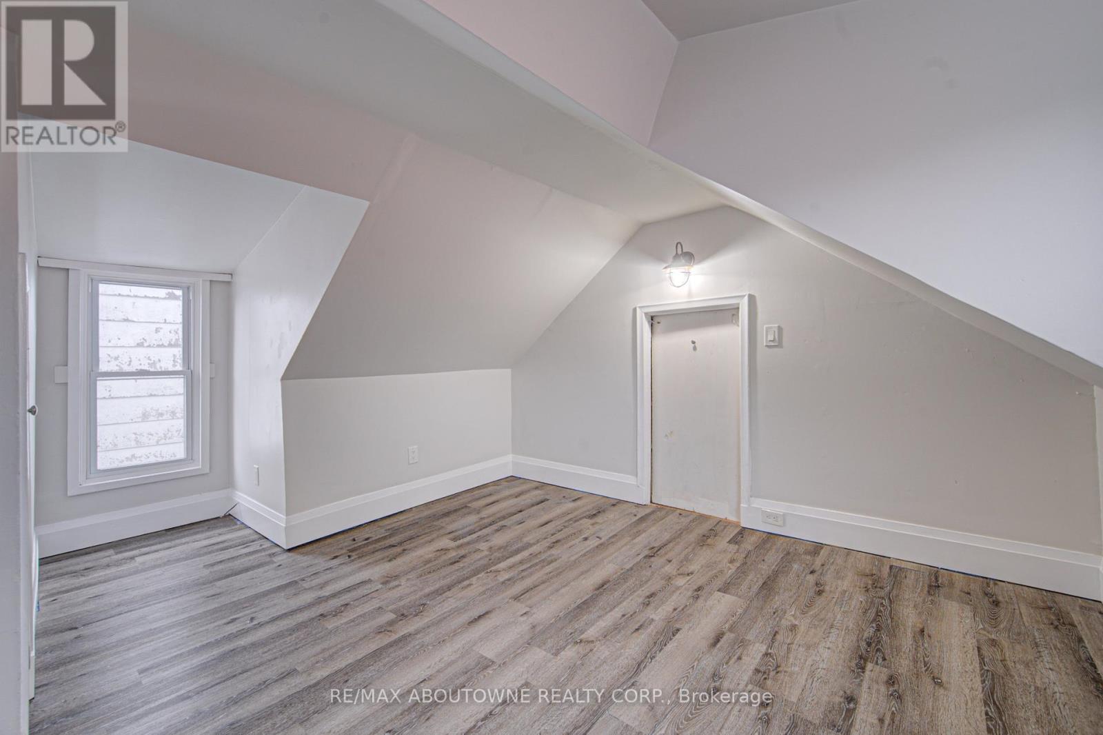 227 East 23Rd Street, Hamilton, ON