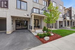 65 DRYDEN LANE Hamilton, ON L8H 0B5