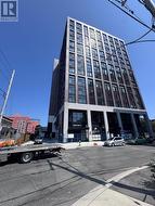 1418 - 181 STERLING ROAD Toronto, ON M6R 2B2