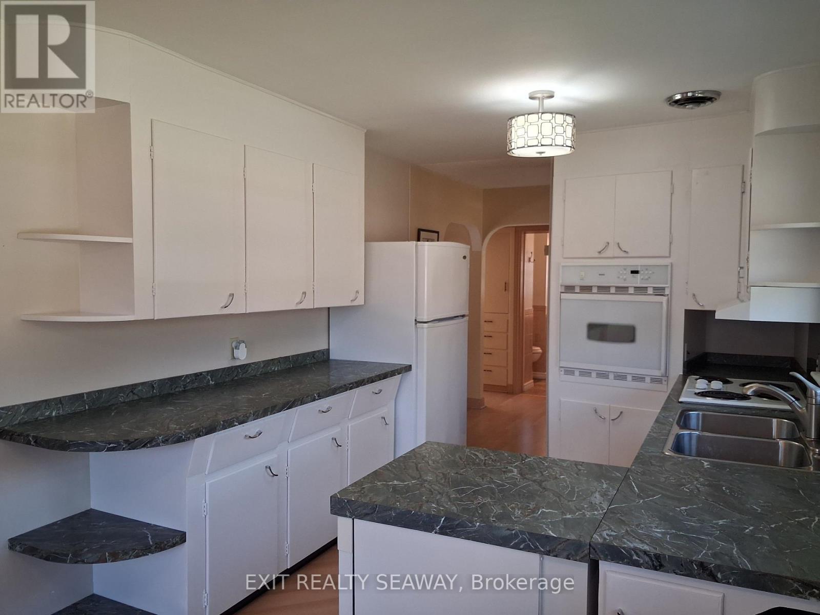42 Santa Cruz Drive, South Stormont, ON
