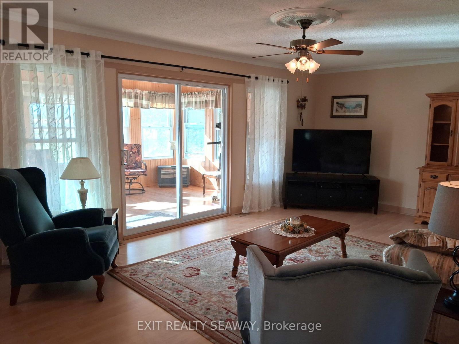 42 Santa Cruz Drive, South Stormont, ON