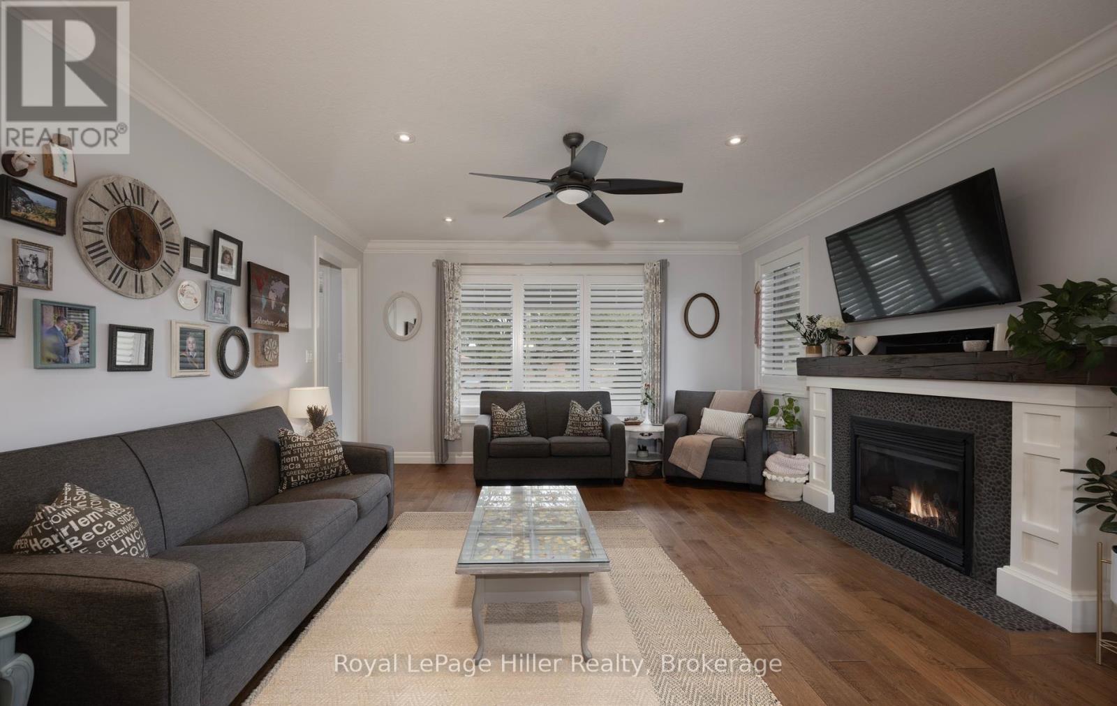 15 Sweetbriar Drive, Kitchener, ON
