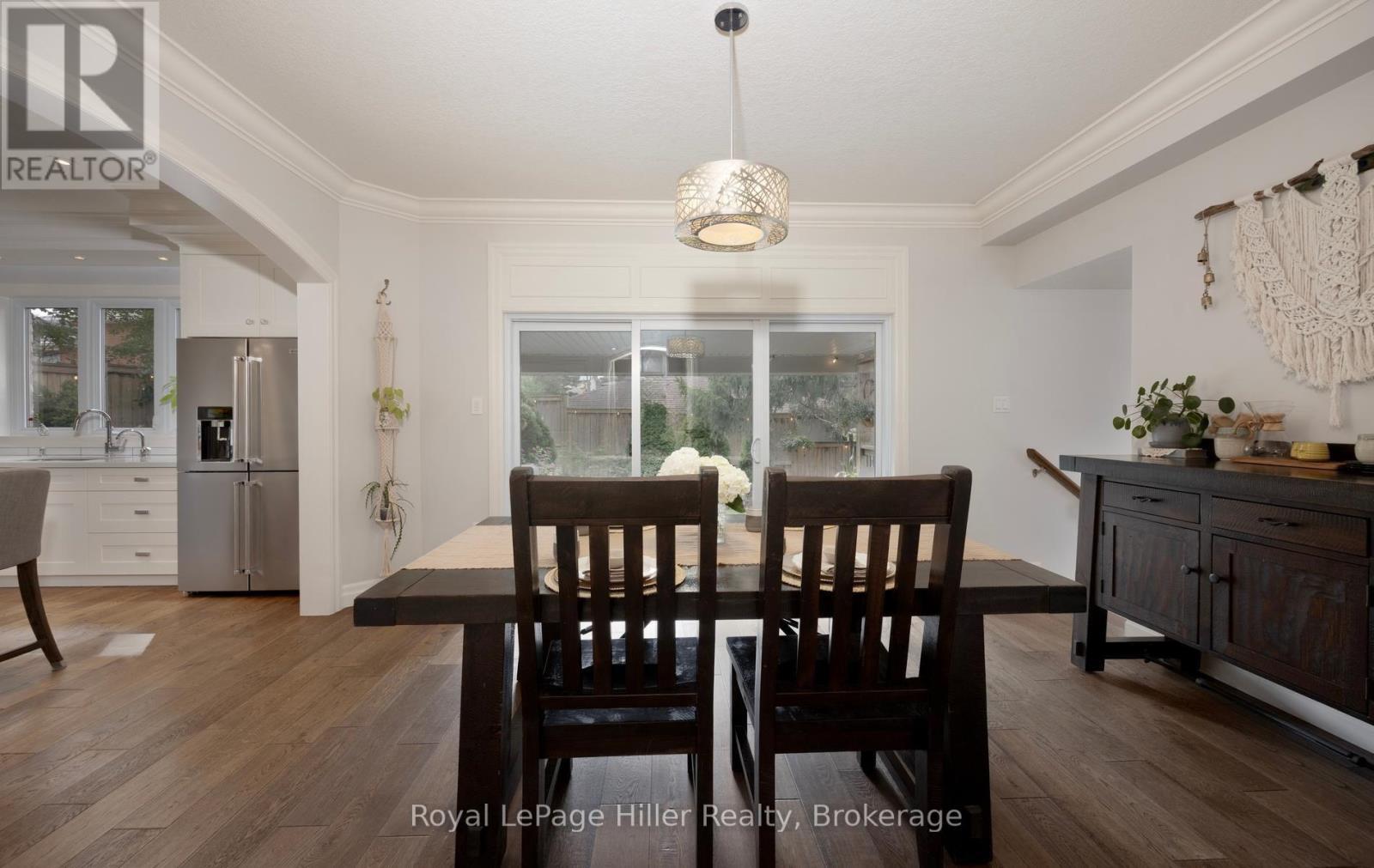15 Sweetbriar Drive, Kitchener, ON