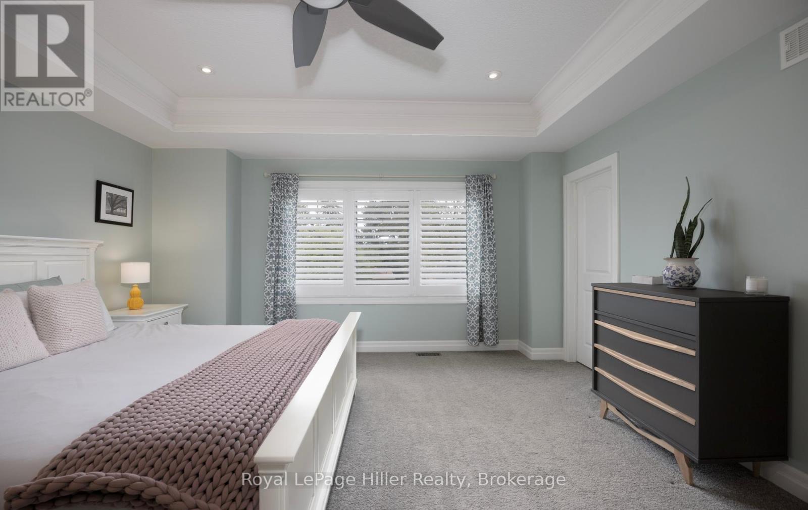 15 Sweetbriar Drive, Kitchener, ON