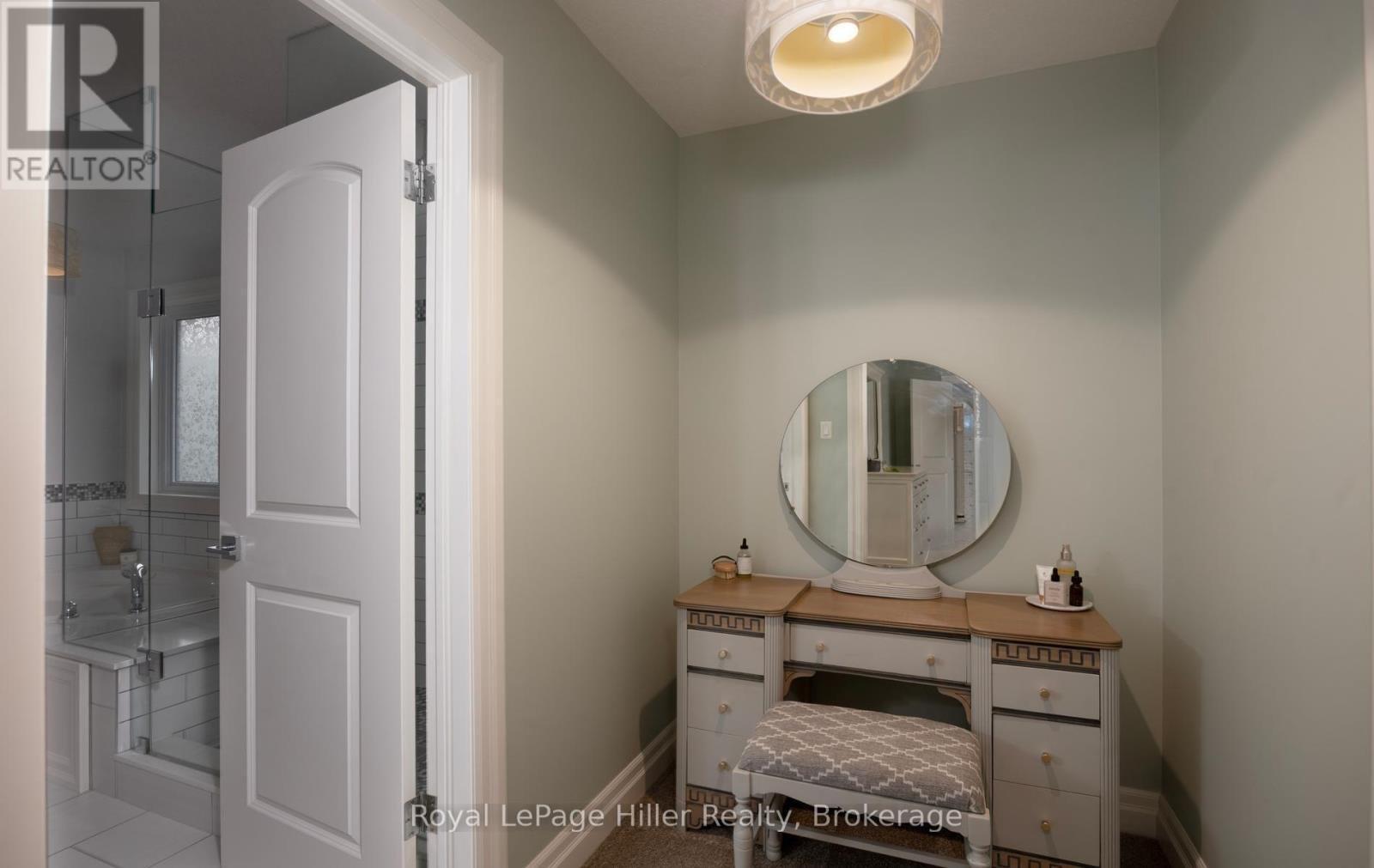 15 Sweetbriar Drive, Kitchener, ON