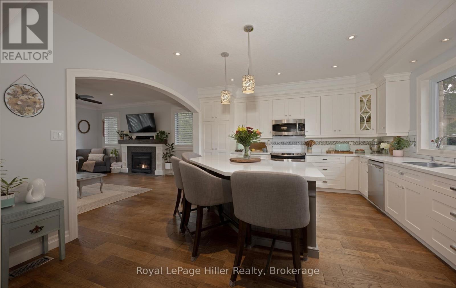 15 Sweetbriar Drive, Kitchener, ON