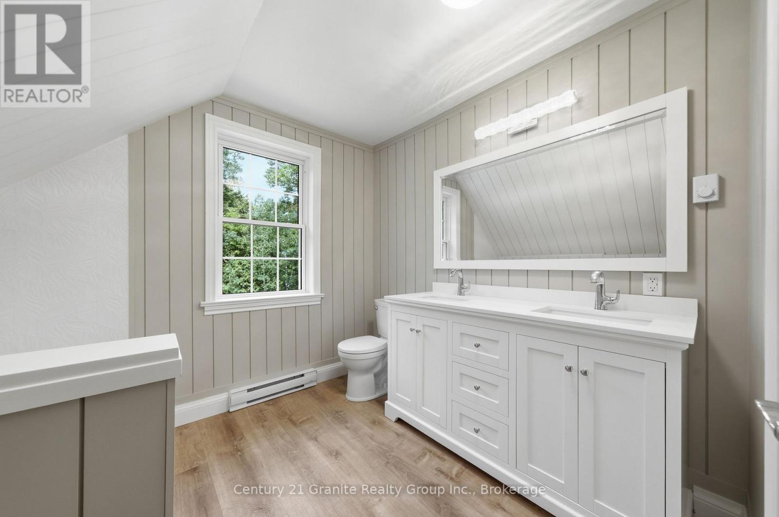 1515 North Shore Road, Algonquin Highlands (Stanhope), ON