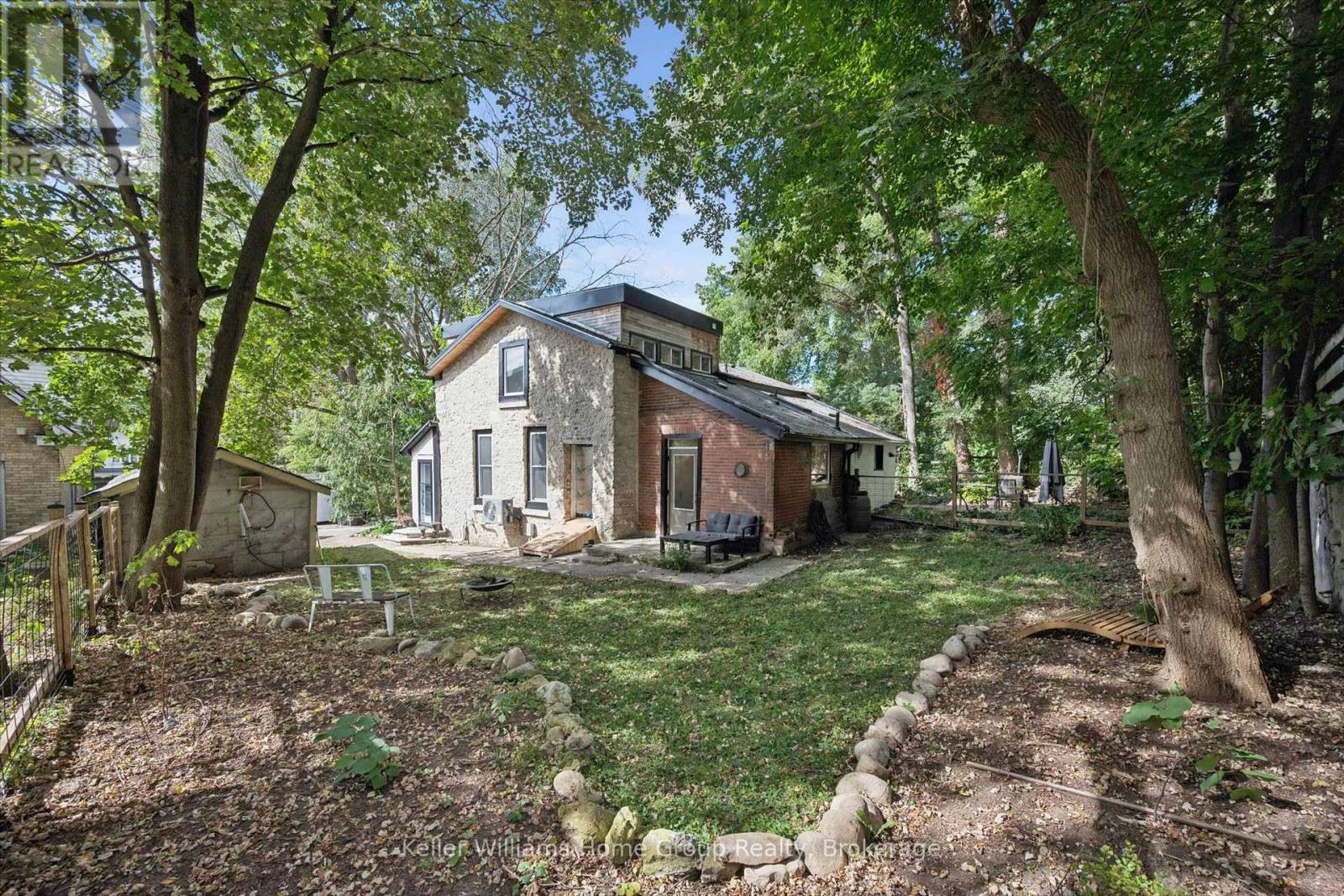 37 Arthur Street N, Guelph (St. George'S), ON