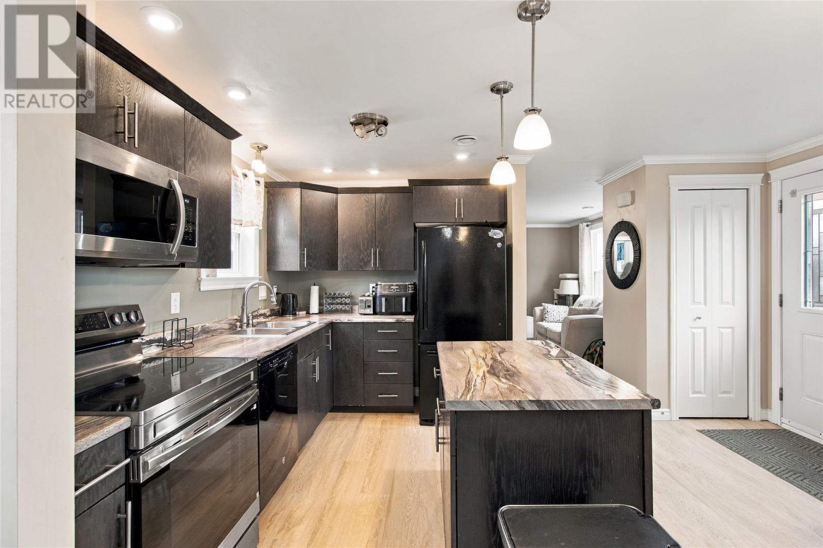 7 Rhaye Place, St. John'S, NL