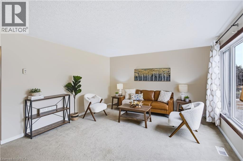 35 Coachwood Road, Brantford, ON