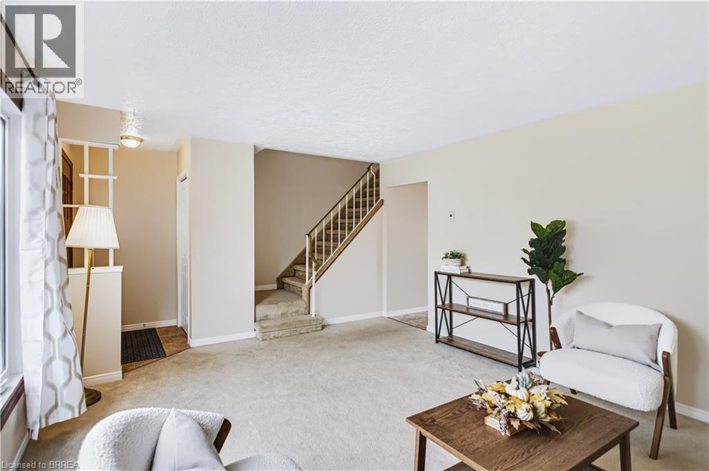 35 Coachwood Road, Brantford, ON