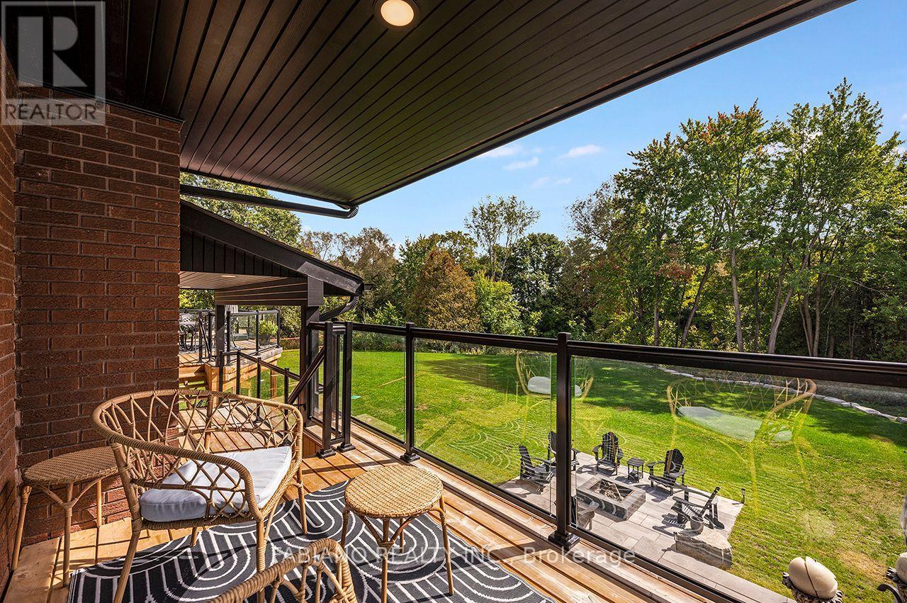 Deck off Primary Bedroom - 4767 14Th Line, New Tecumseth, ON