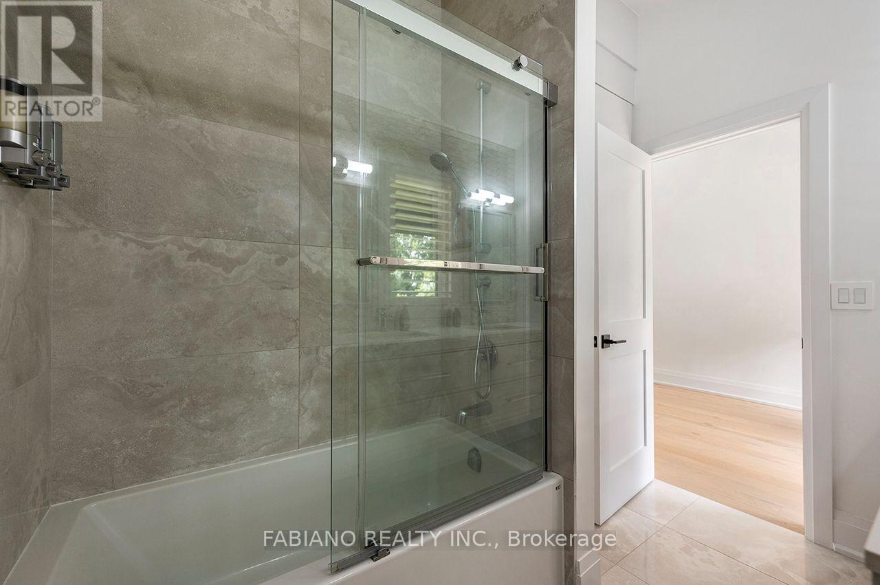 Guest Bath W/Built-in Linen Closet - 4767 14Th Line, New Tecumseth, ON