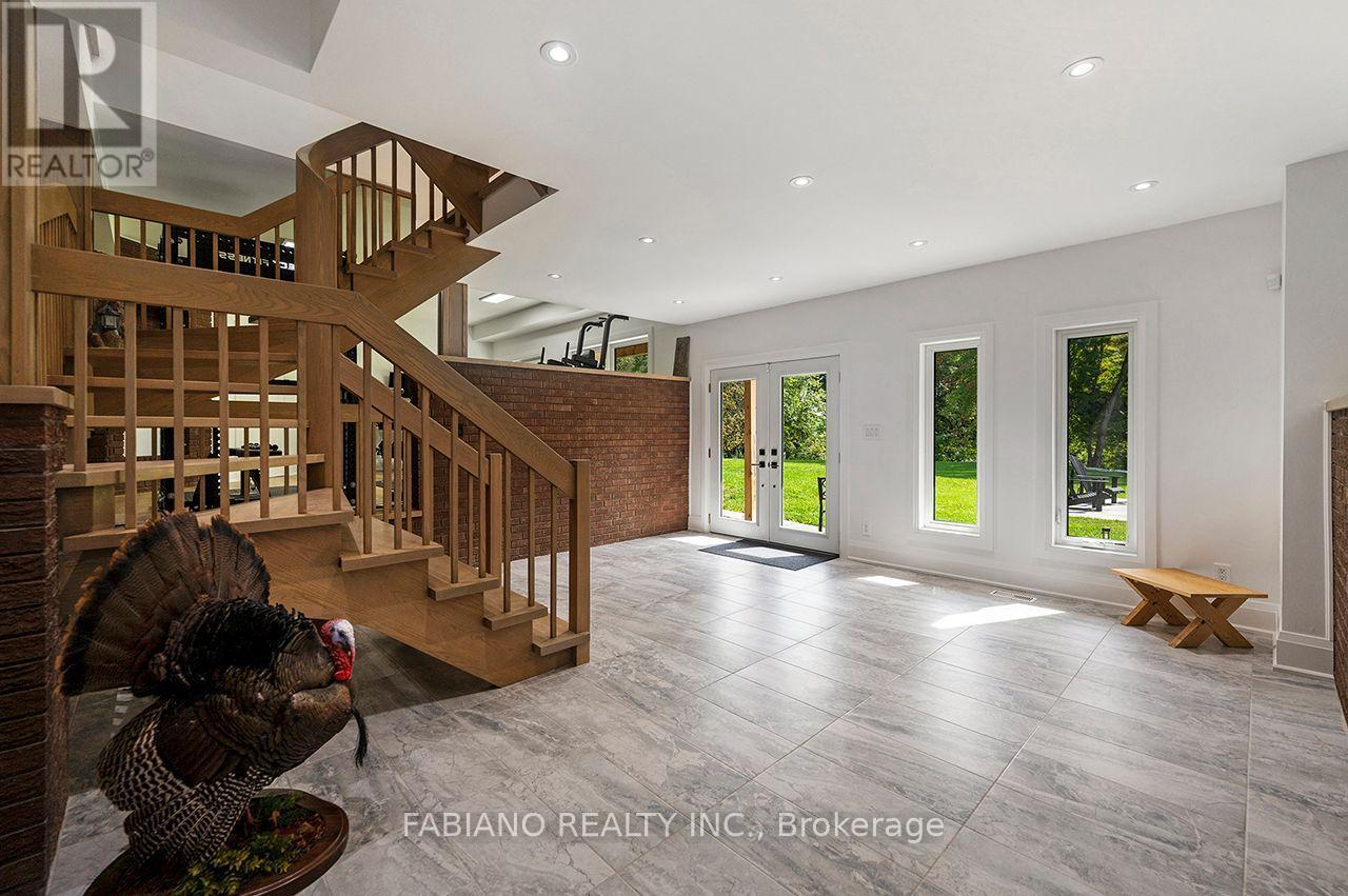 Basement Foyer/Living Area - 4767 14Th Line, New Tecumseth, ON