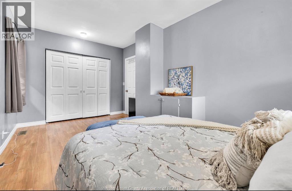 1794 Gladstone, Windsor, ON