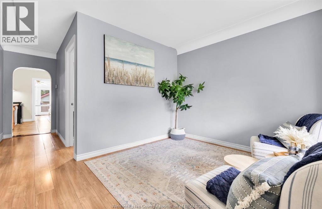 1794 Gladstone, Windsor, ON