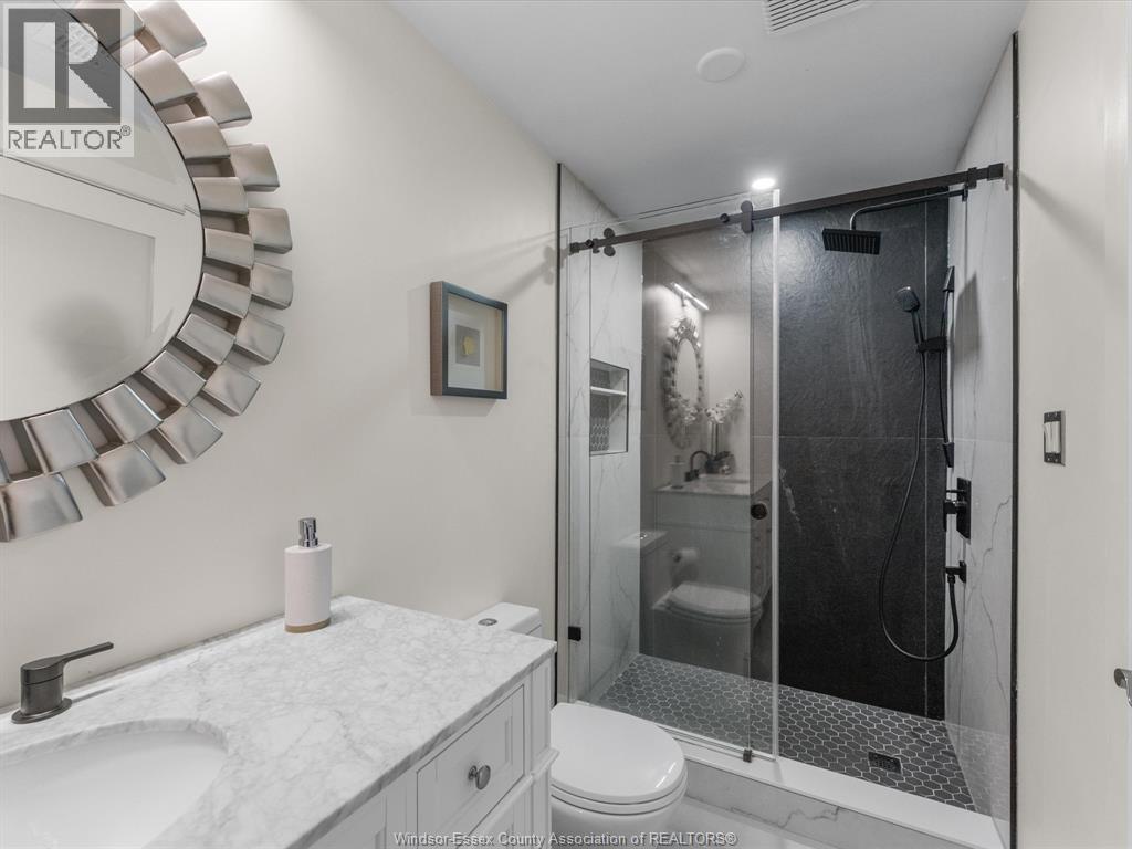 908 Michael Drive, Tecumseh, ON