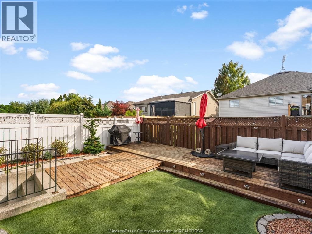 908 Michael Drive, Tecumseh, ON