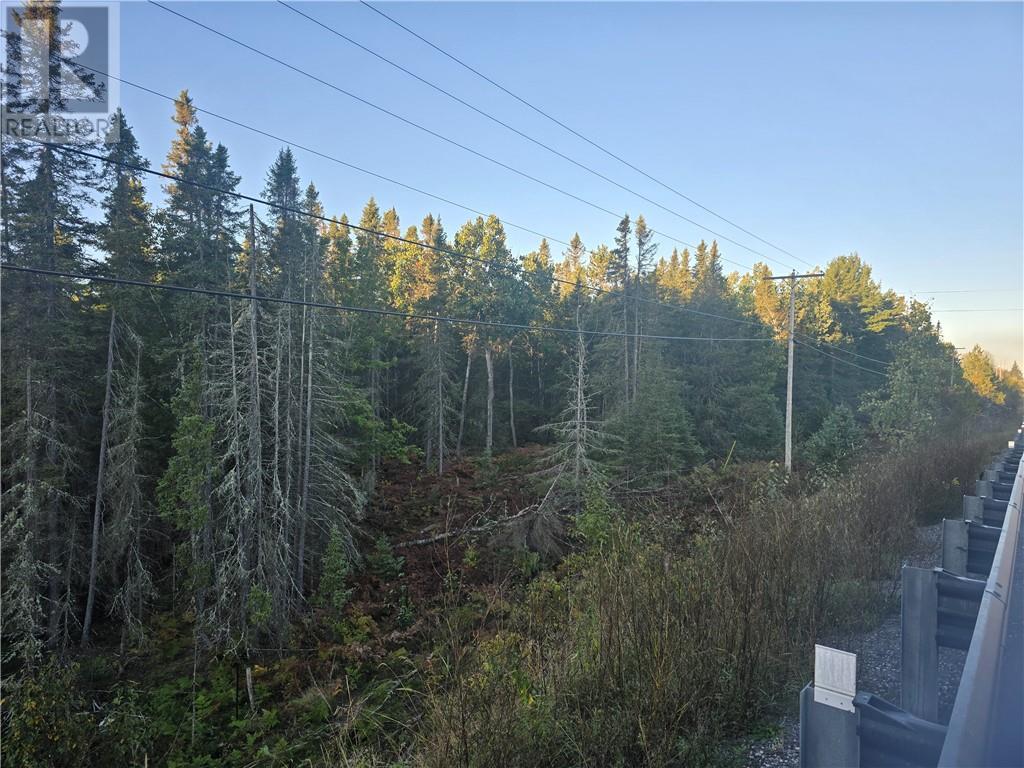 6042 Hwy 61, French River, ON