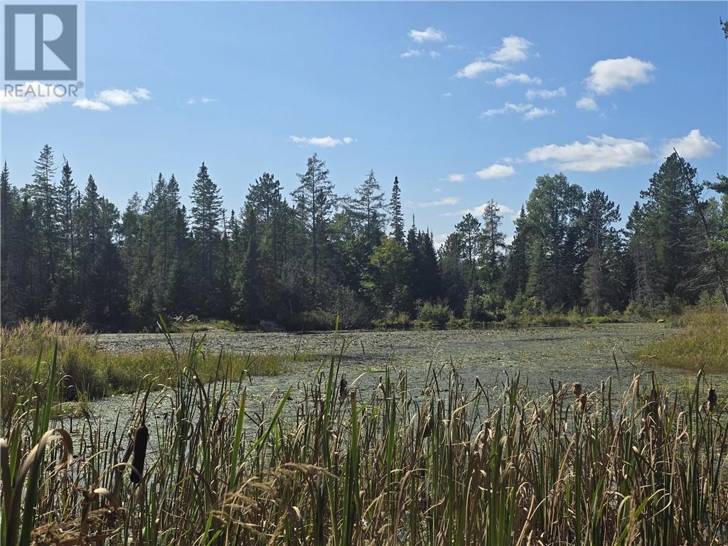6042 Hwy 61, French River, ON