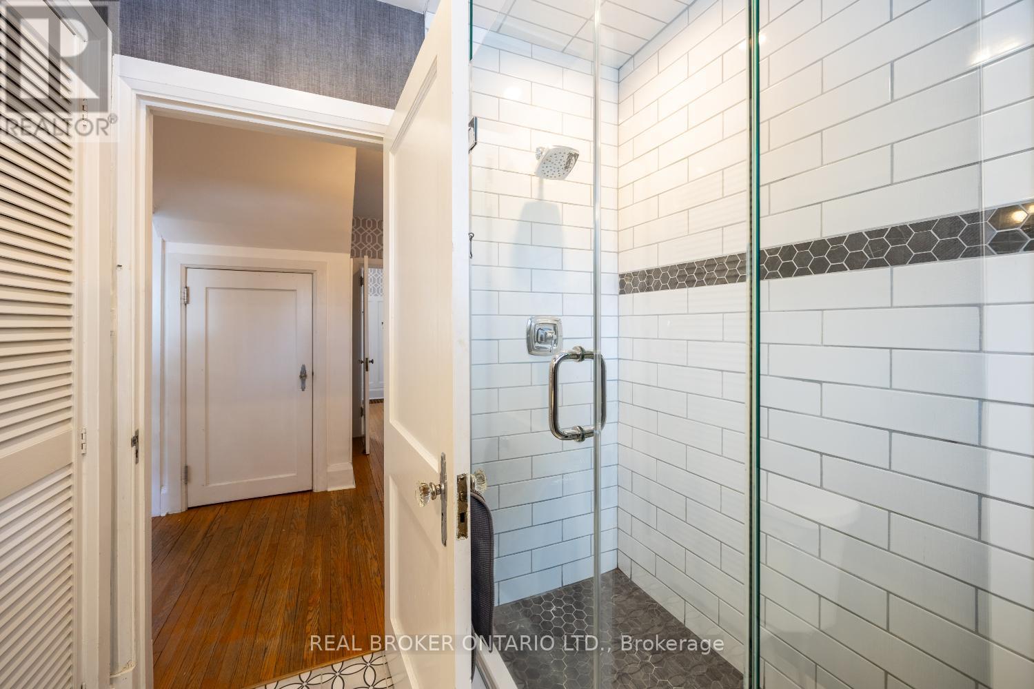 18 Concession Street W, Clarington (Bowmanville), ON