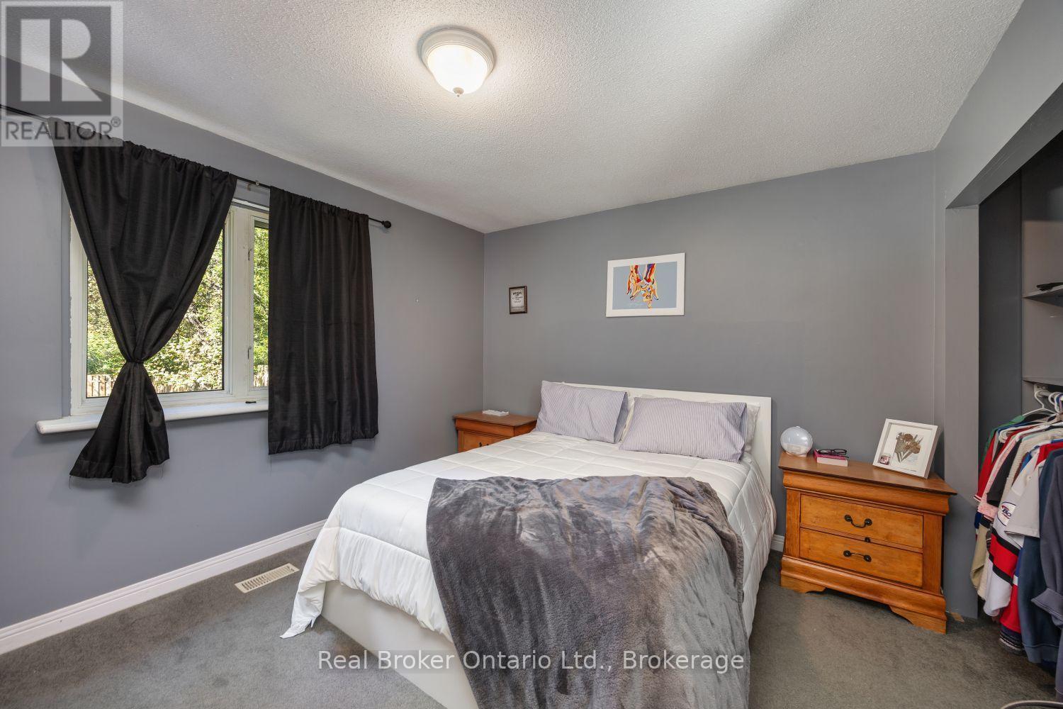 18 Concession Street W, Clarington (Bowmanville), ON