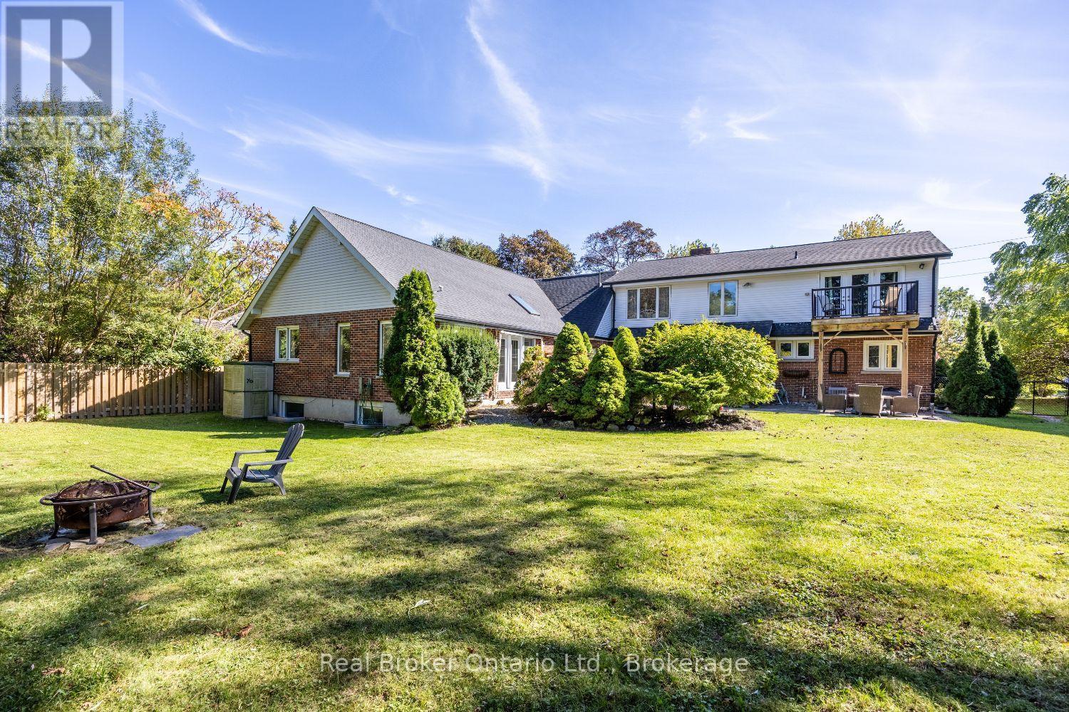 18 Concession Street W, Clarington (Bowmanville), ON