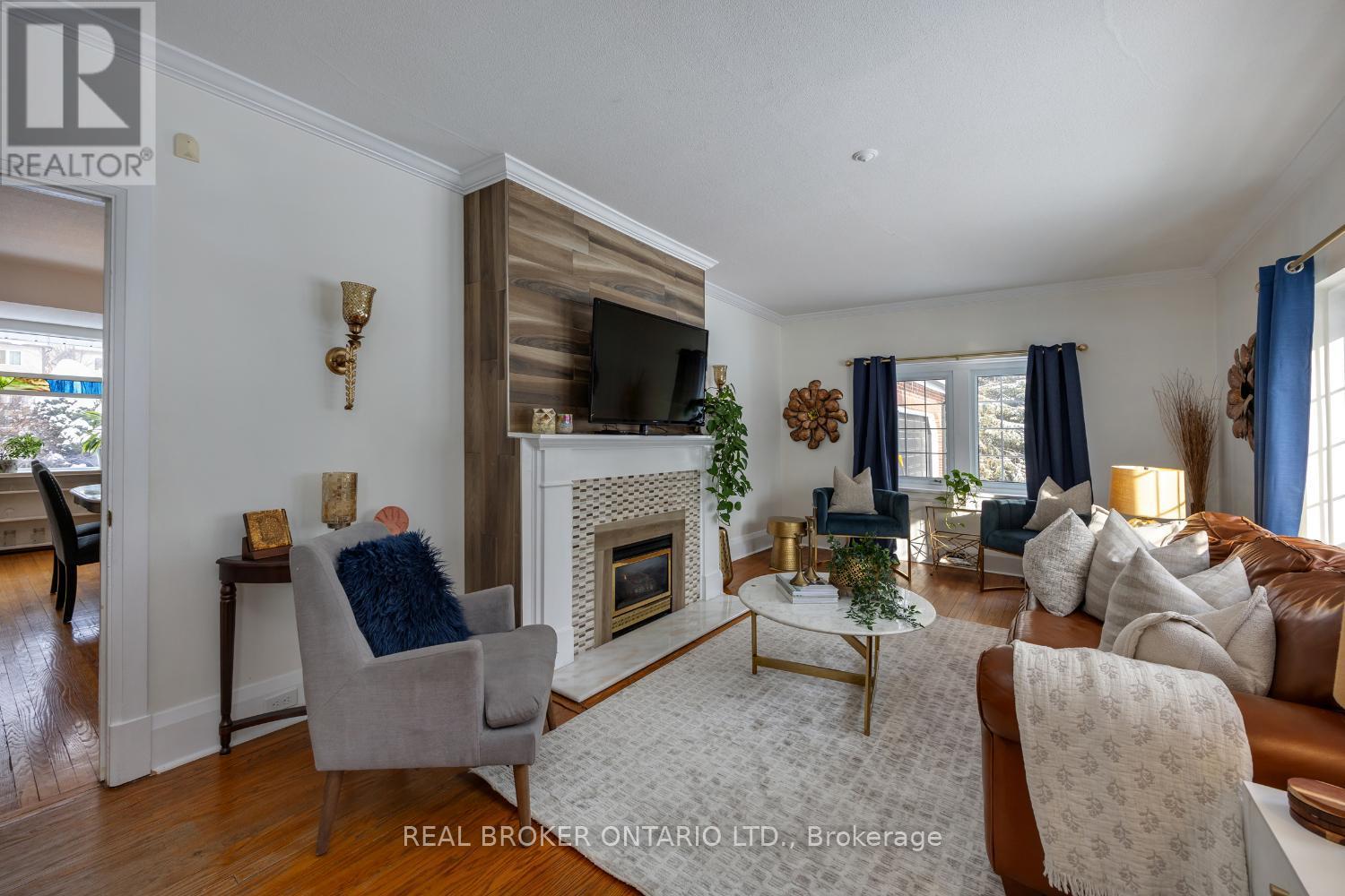 18 Concession Street W, Clarington (Bowmanville), ON