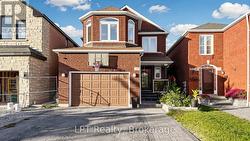18 TAWN CRESCENT S Ajax (Central), ON L1Z 1J1