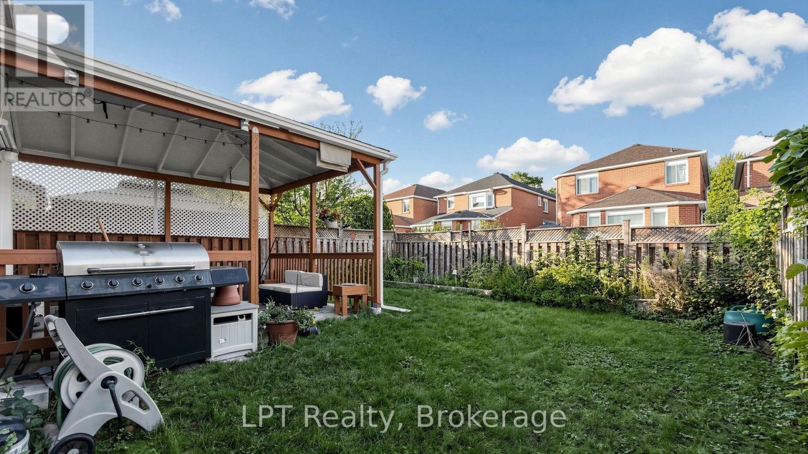 18 Tawn Crescent S, Ajax (Central), ON