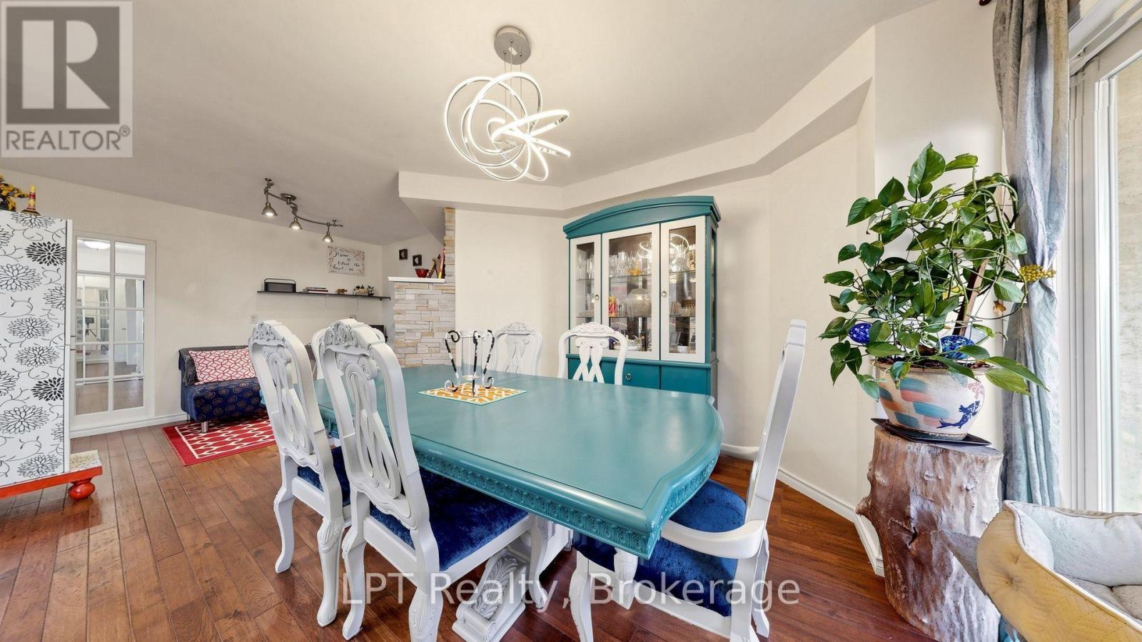 18 Tawn Crescent S, Ajax (Central), ON