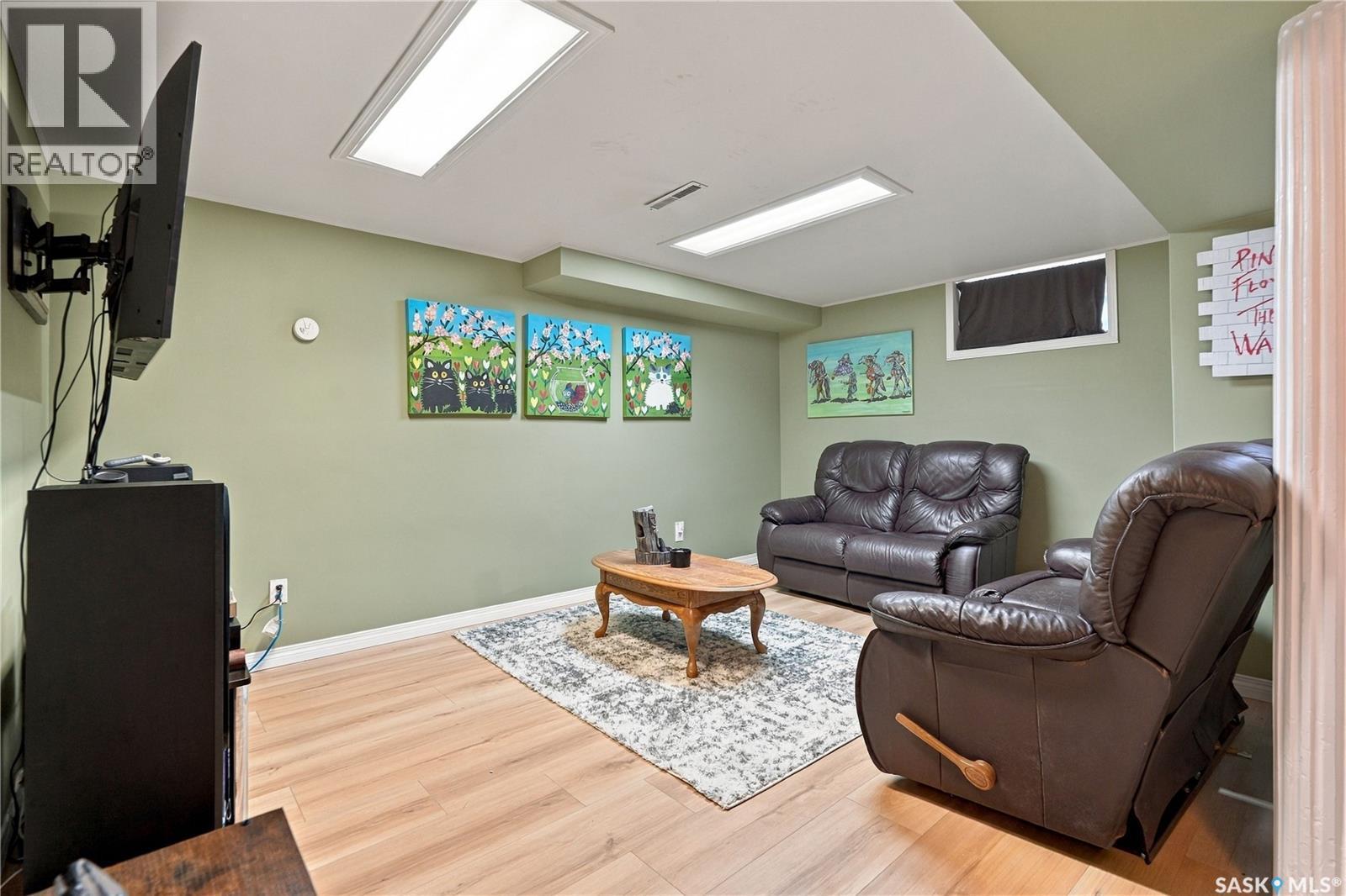107 106Th Street W, Saskatoon, SK