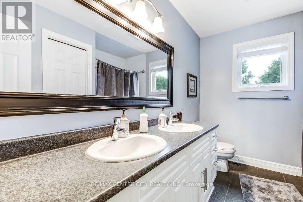 3910 Stacey Crescent, London South (South V), ON