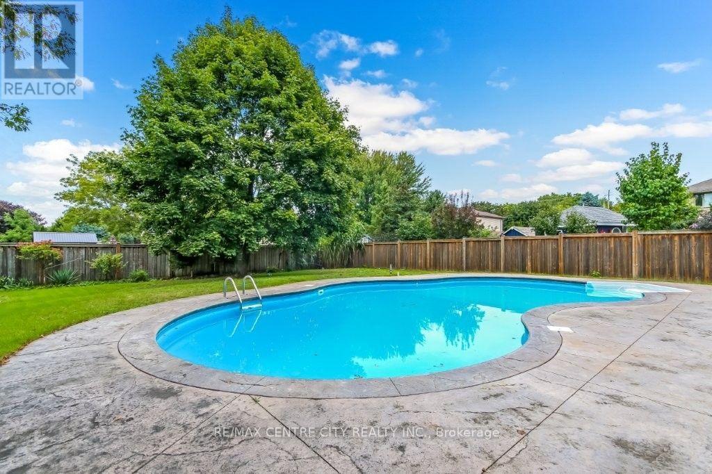 3910 Stacey Crescent, London South (South V), ON