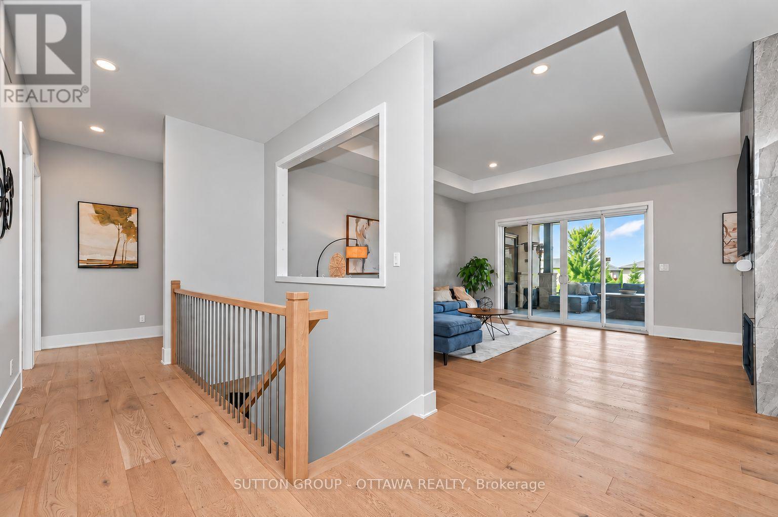 Without Wheelchair Lift - 7095 Still Meadow Way, Ottawa, ON