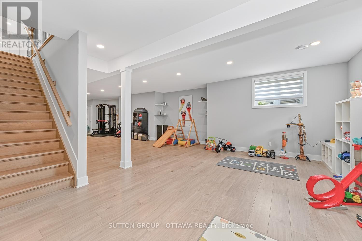 Family Rec Room - 7095 Still Meadow Way, Ottawa, ON