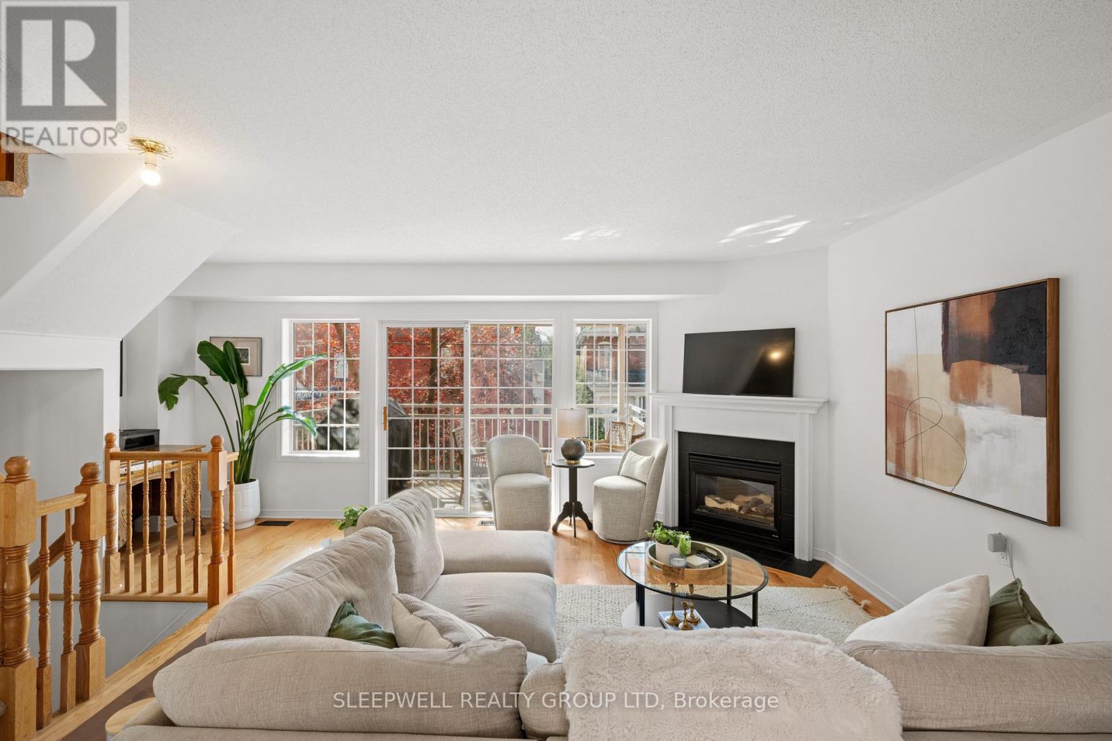 463 Cooper Street, Ottawa, ON